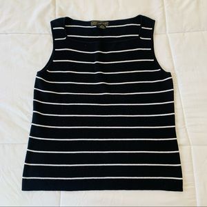 Linda Mathews Black & White Stripe Top Size Medium